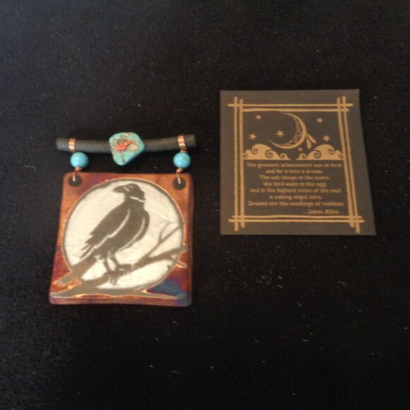 NATIVE SM CROW PLAQUE BY DREAMCATCHER TILE W PAPER & BOX - Picture 1 of 6